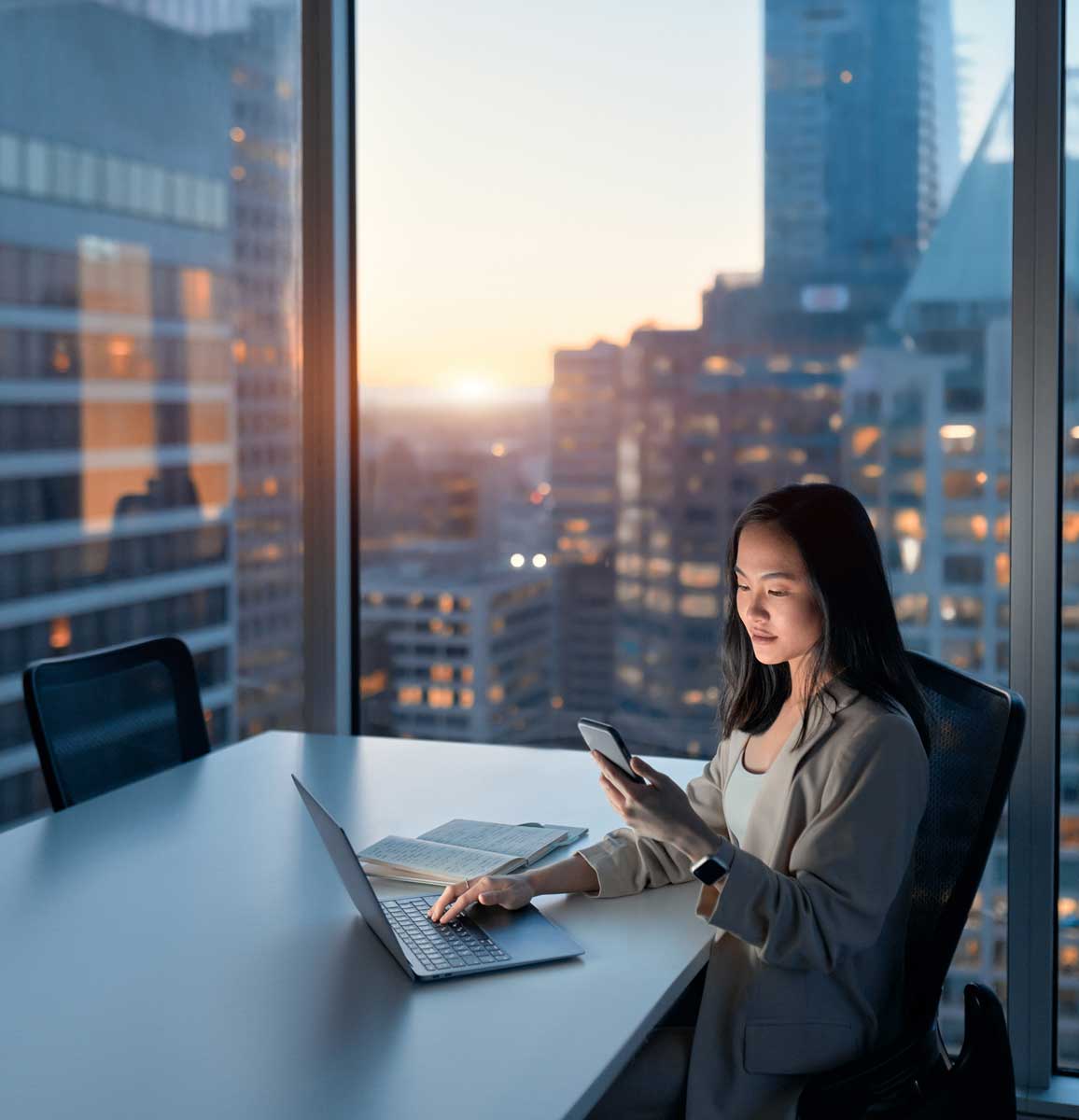 cropped-finance-checking